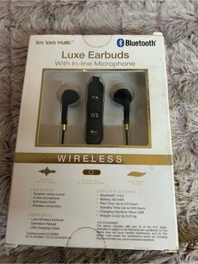 Luxe Black Wireless Earbuds with In-line Microphone